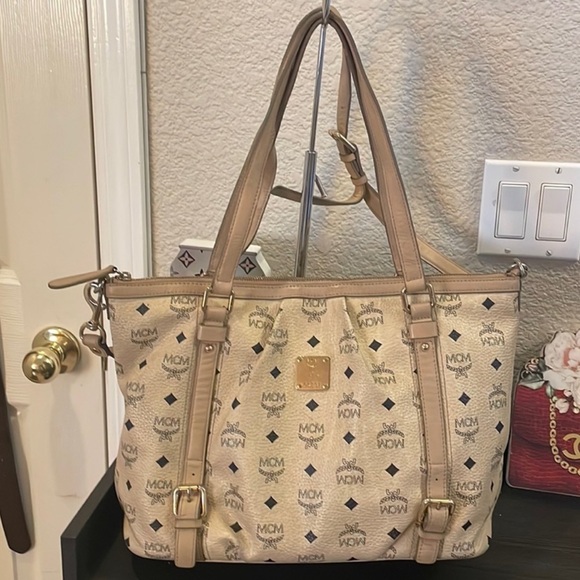 AUTHENTIC MCM Visetos Vintage Cross Shopper bag - Picture 1 of 13